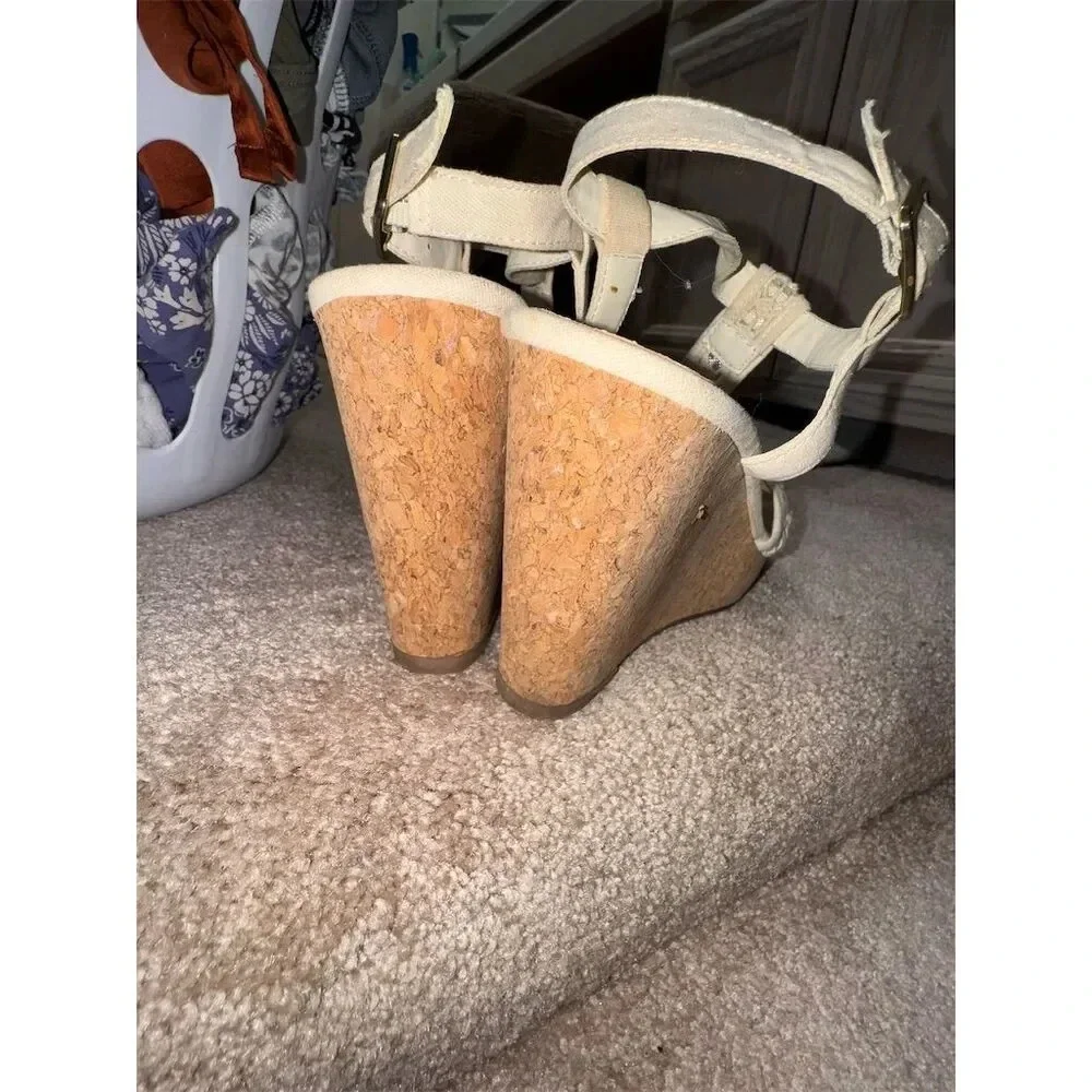 Fergalicious “Lacey” floral lace/ mesh open tie cork wedges beige/tan size 8